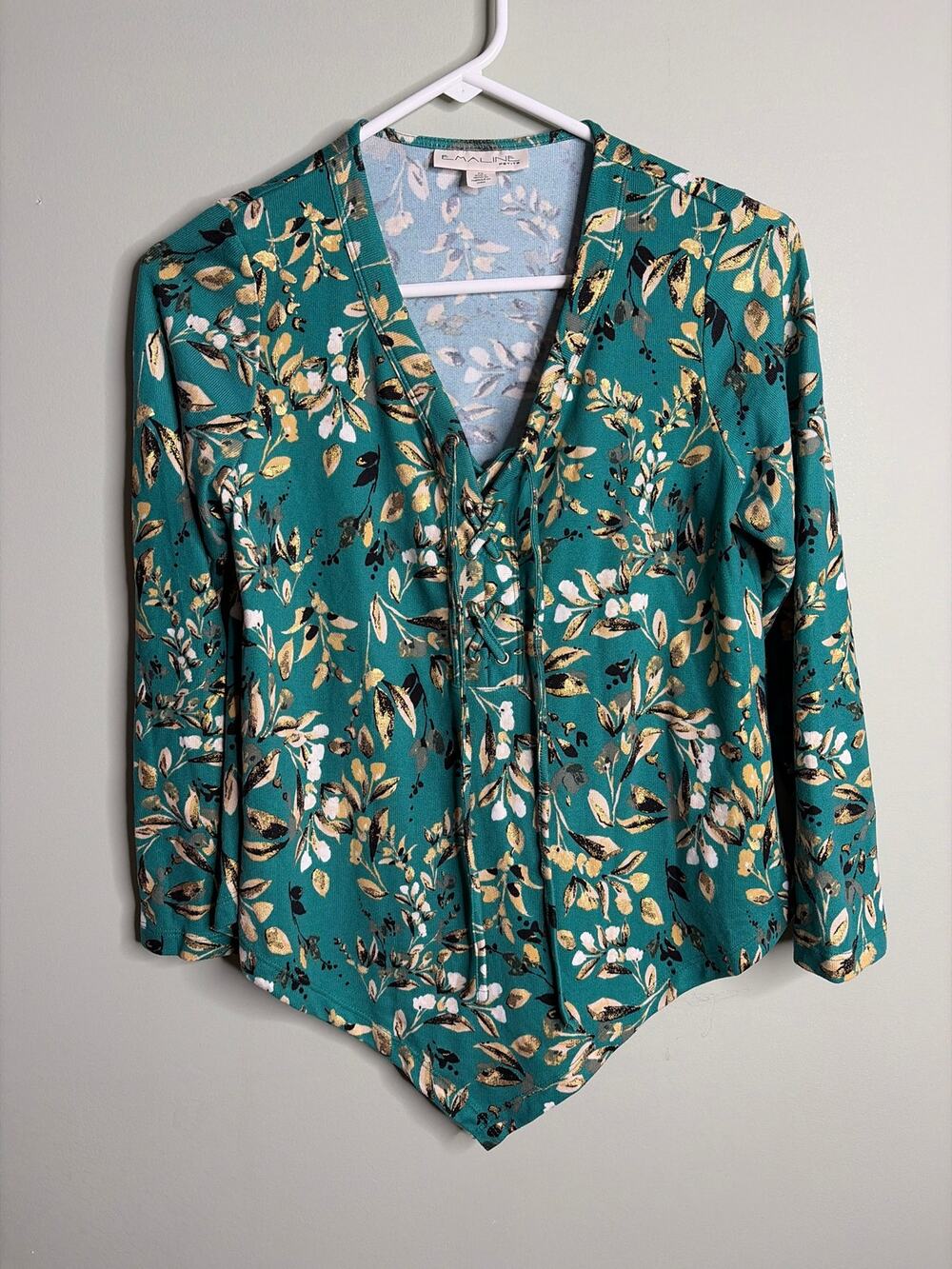 Emaline Petites Green Floral Blouse PS